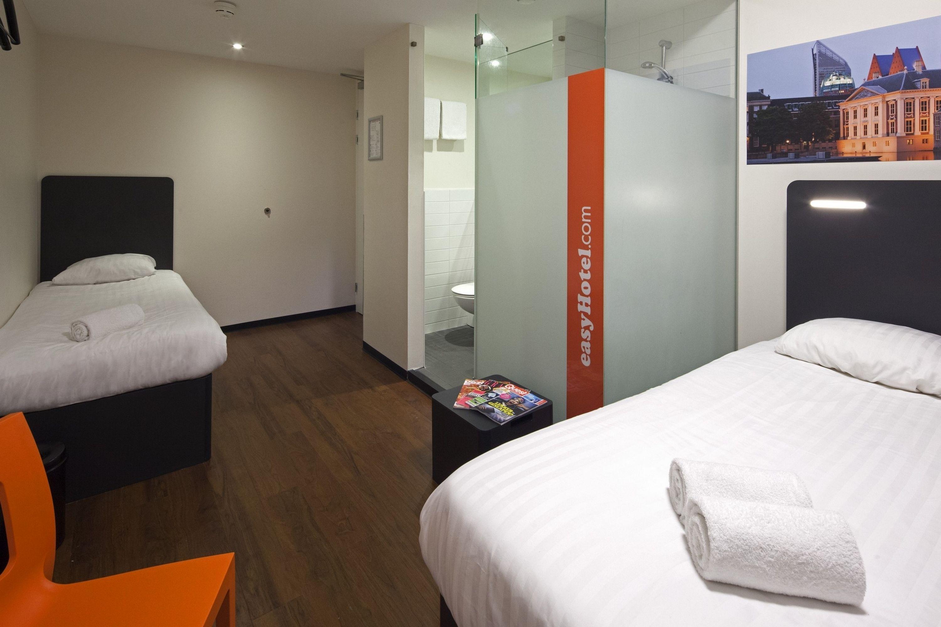 Easyhotel Centre Hotel 2*