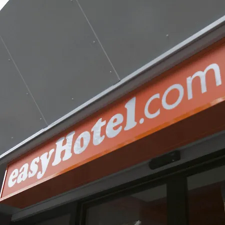 Easyhotel Centre 2* Den Haag