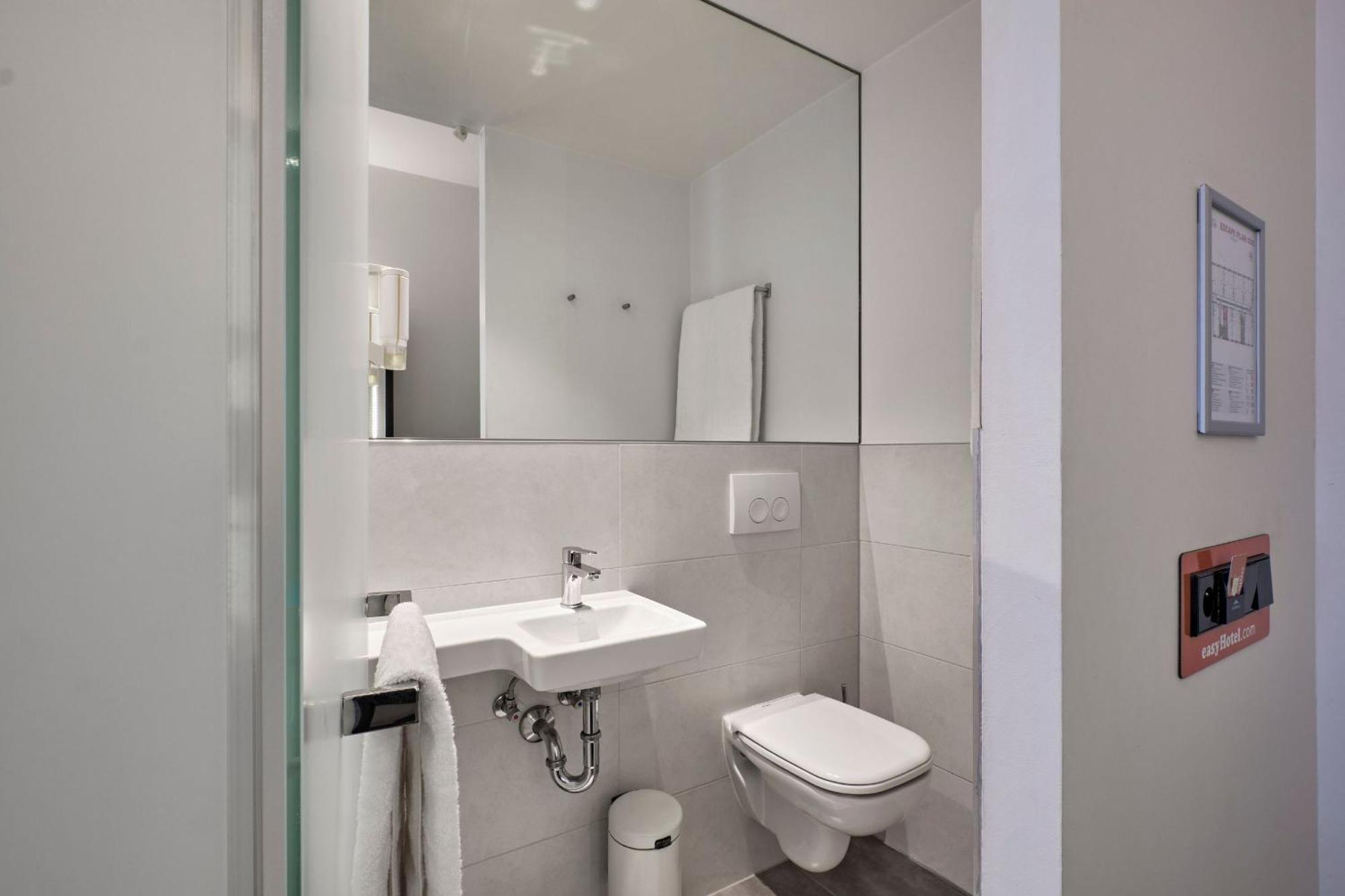 Hotel Easyhotel Centre