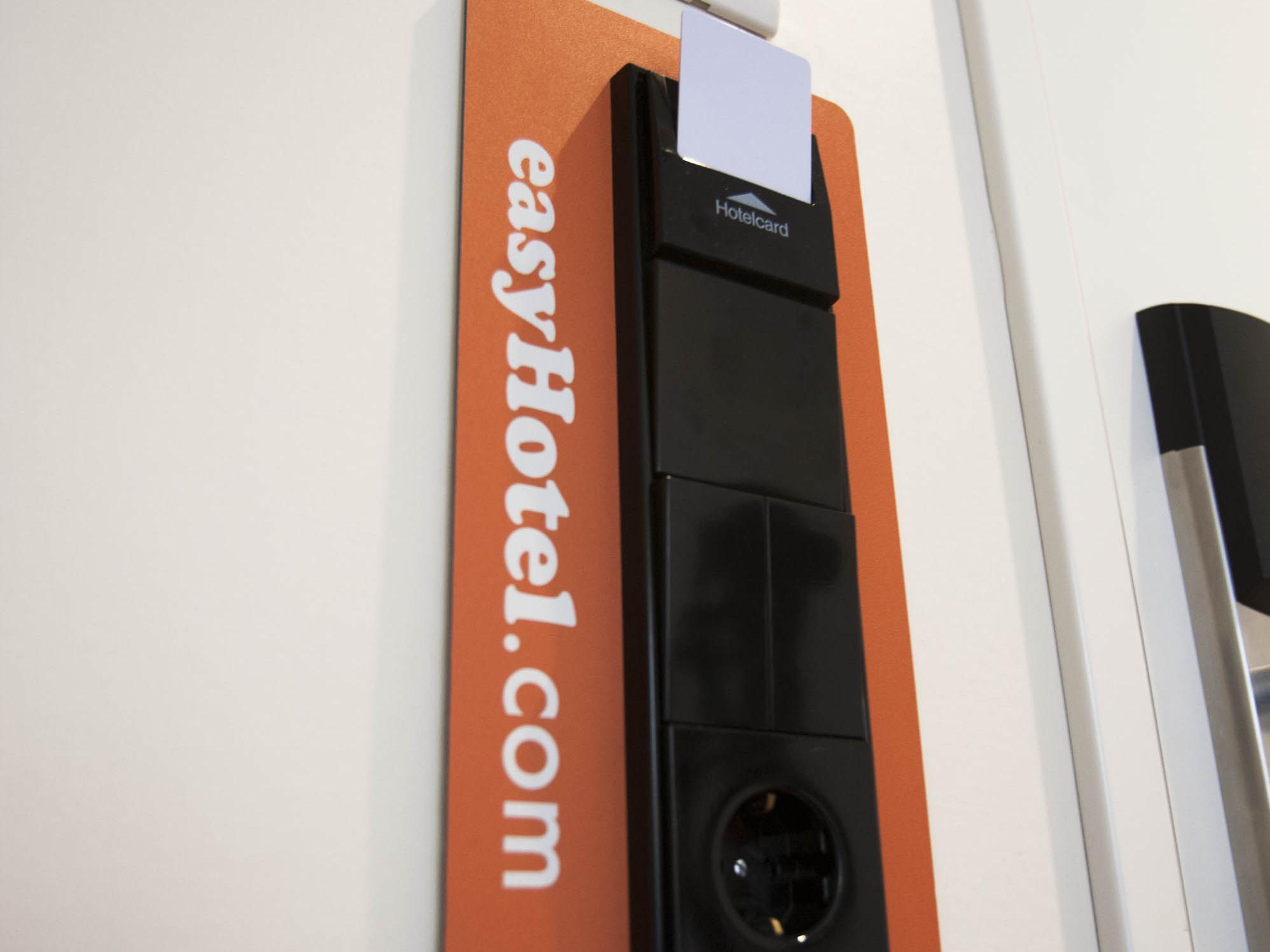 Easyhotel Centre Hotel 2*