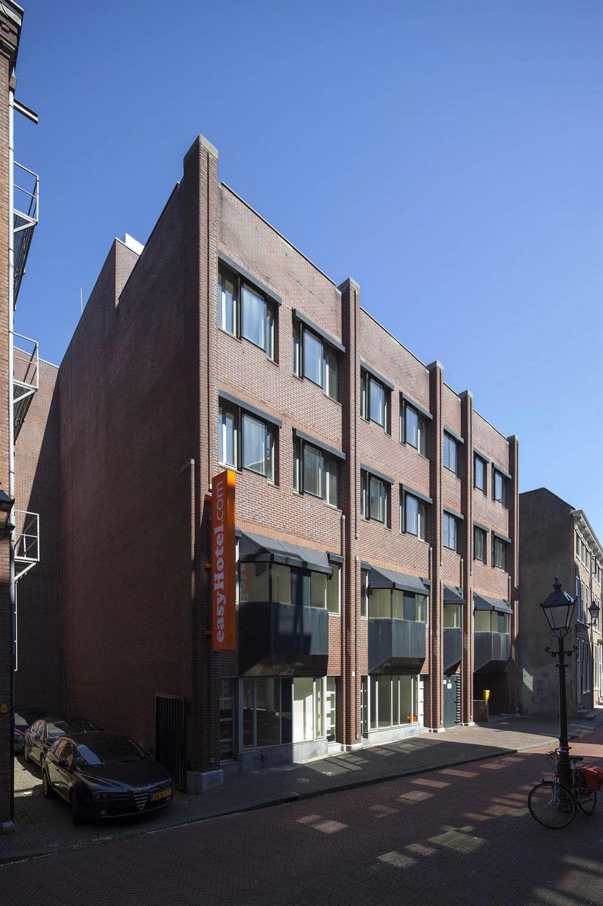 Easyhotel Centre