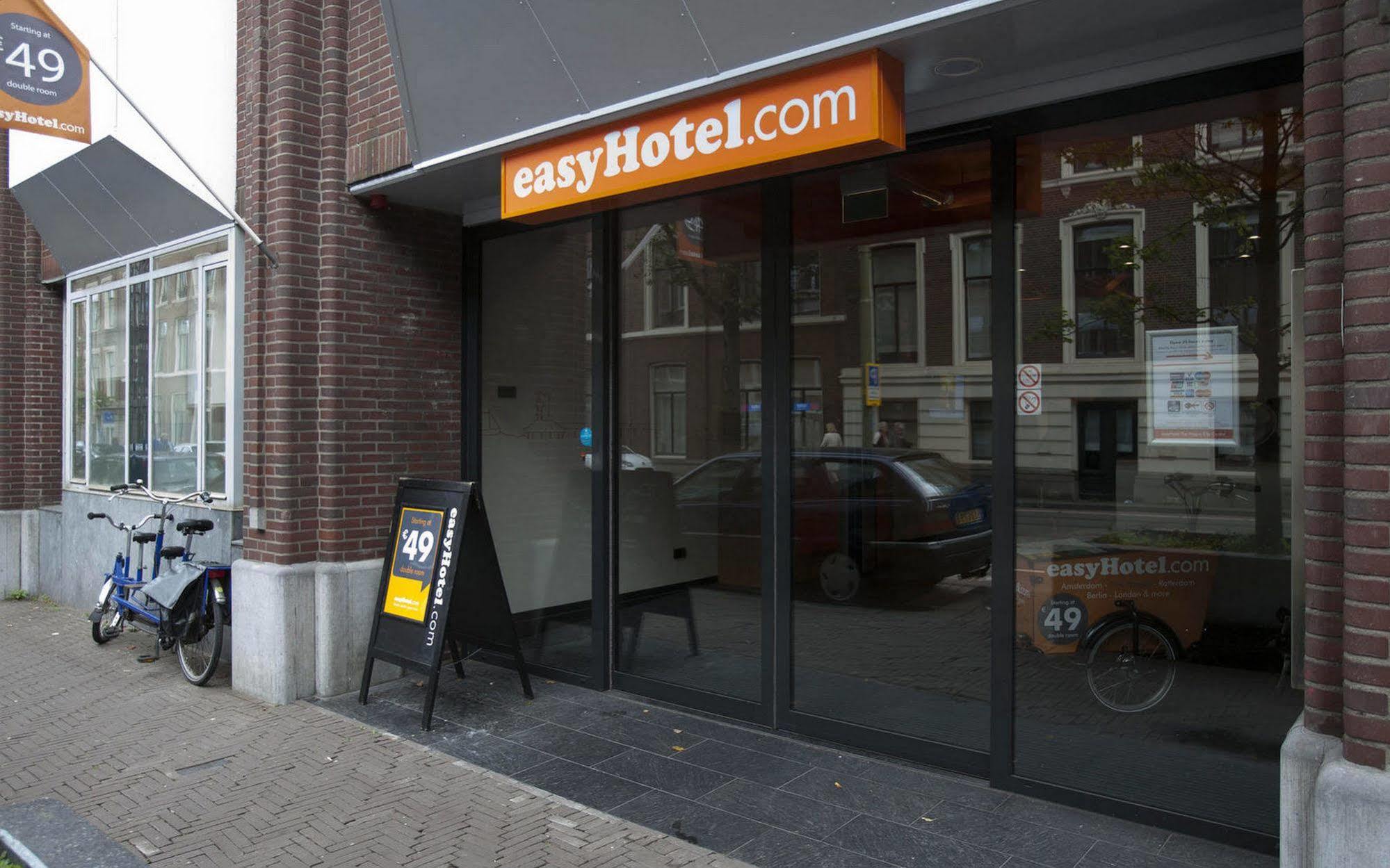 Easyhotel Centre 2* The Hague